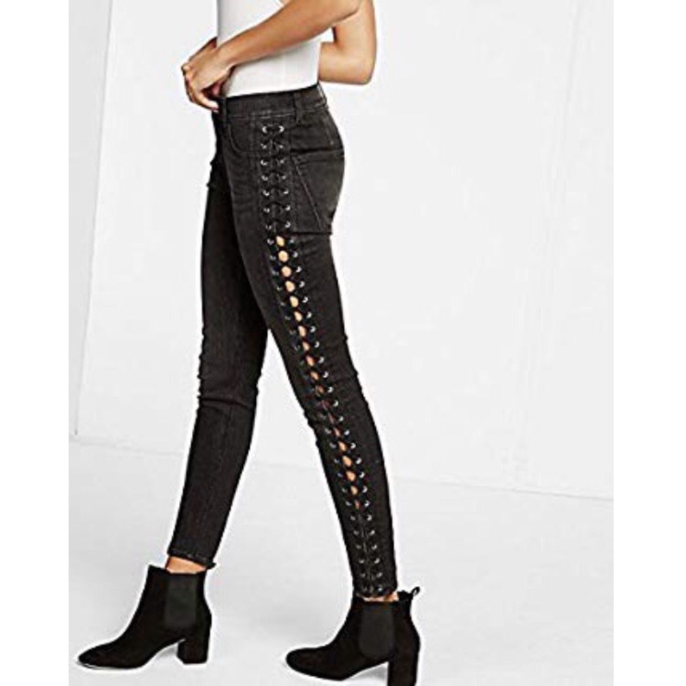 High waisted lace-up ankle jeans
